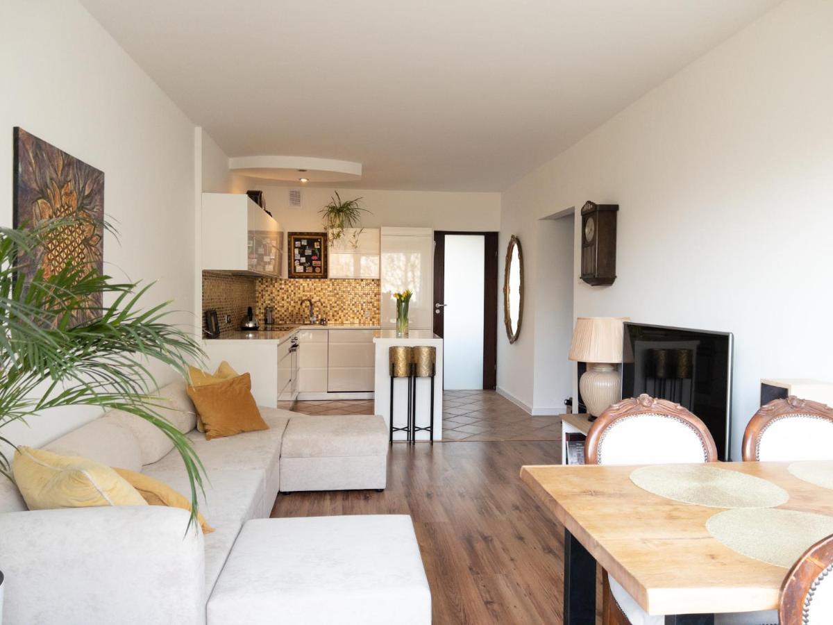 Apartment Bursztynowa Przystan, Parking Gdansk